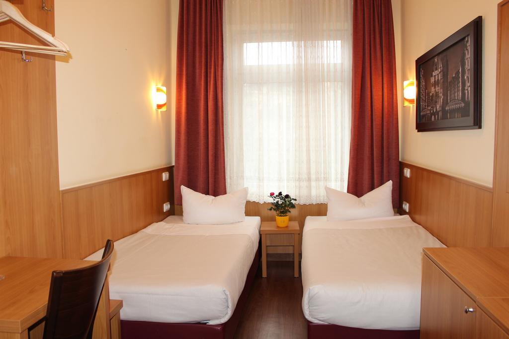 Altan Hotel Hamburg Dış mekan fotoğraf